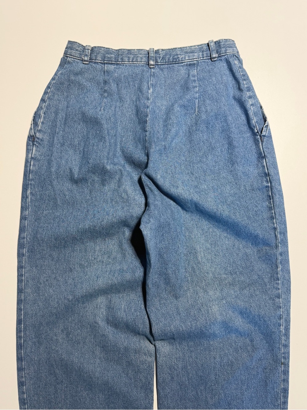 Vintage Levi’s Sportswear Pleated Denim Trousers Womens US10 W28 Light Wash - Picture 3 of 9